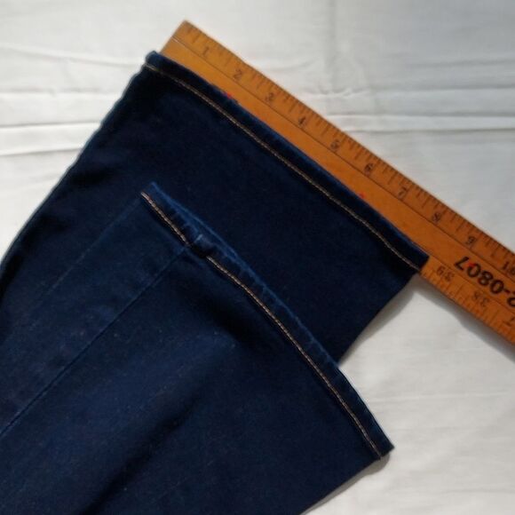 LEVI'S Women's 815 Curvy Bootcut Mid Rise‎ Dark Wash Denim Blue Jeans 29 32 - Picture 9 of 12
